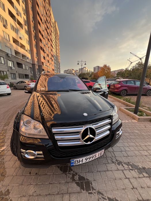 Mercedes-Benz GL 550