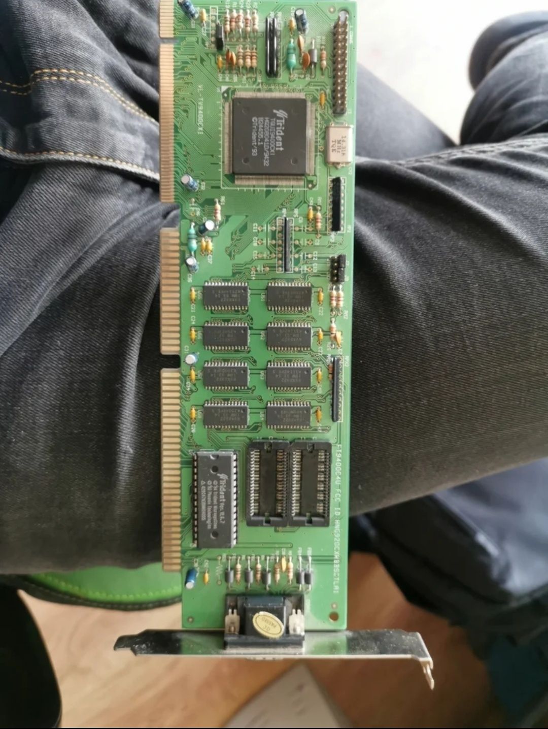 Placa gráfica Trident TGUI9400CXi VLB
