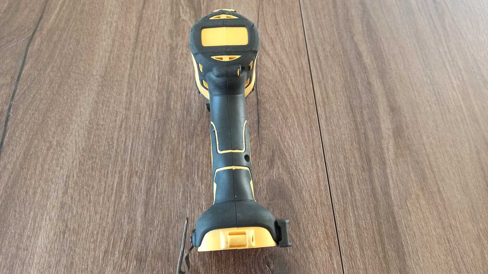 Zakrętarka udarowa DeWalt DCF887N 3 biegi 18V 205Nm Body