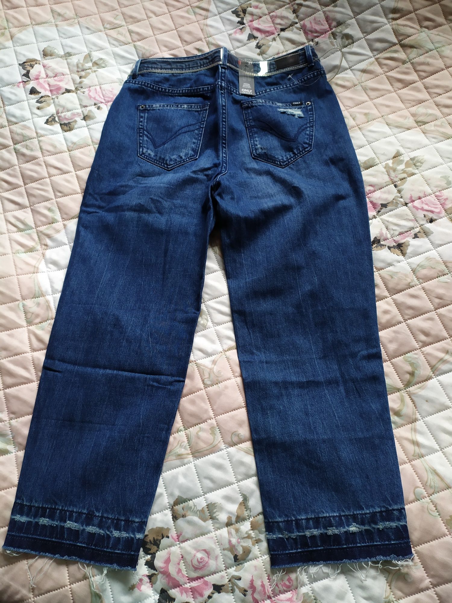 Nowe jeansy damskie dziewczęce r. 27 S/M