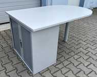 Stół biurko z szafą żaluzjową rozsuwaną metalową 150x100x78