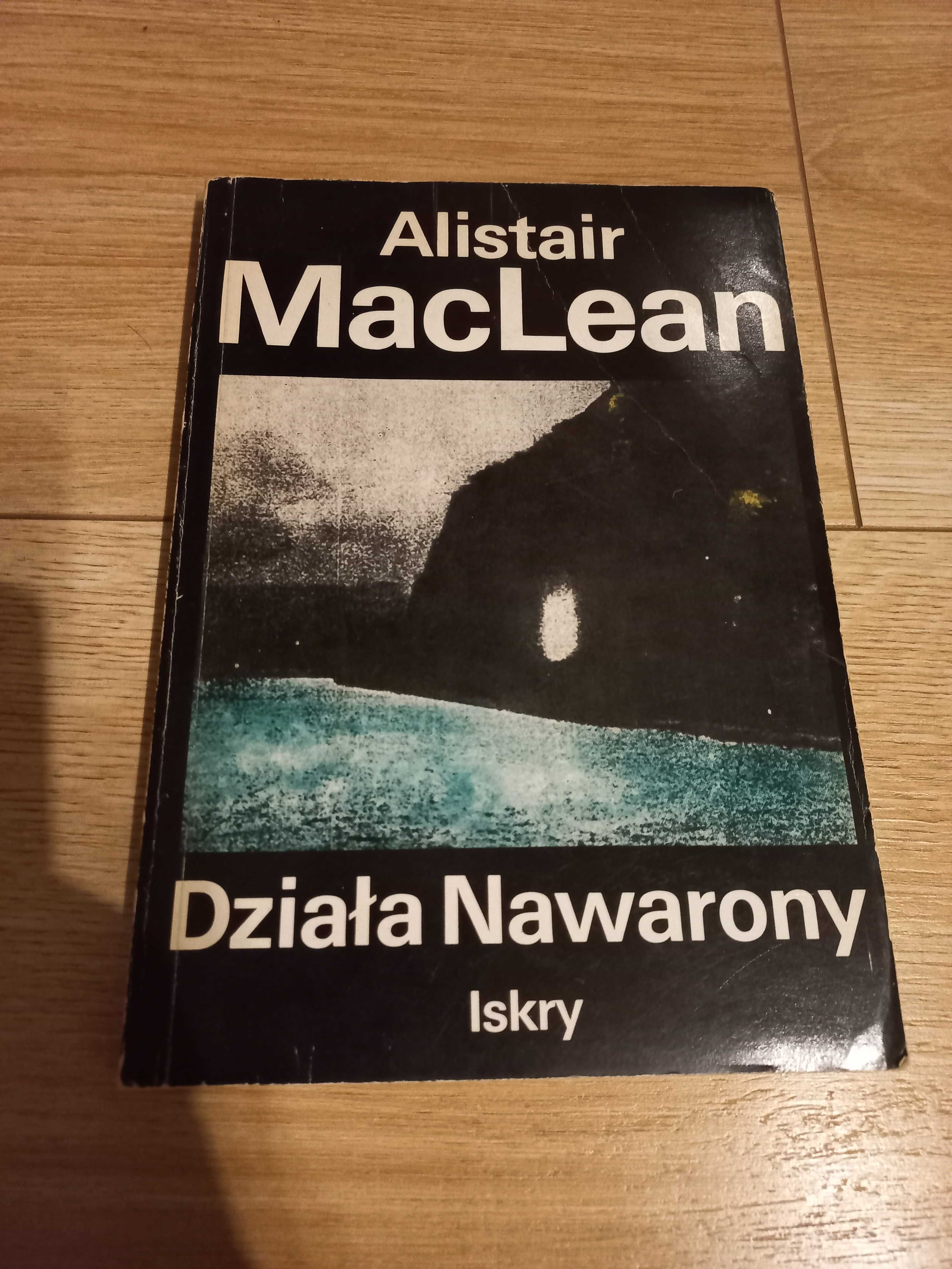 książka Alistair Maclean Działa Nawarony