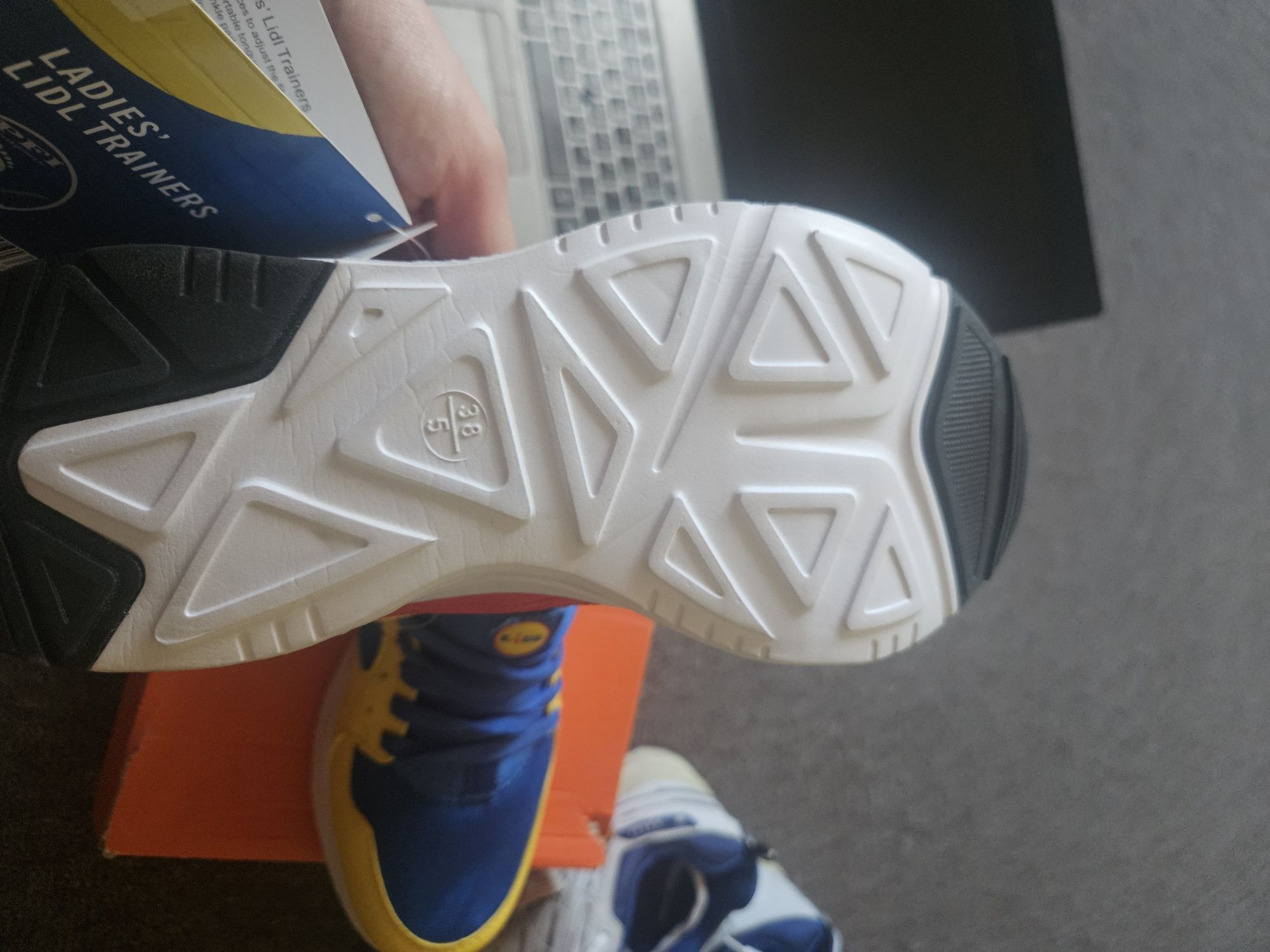 Nowe Sneakersy Biegowe Lidl Trainers metki R38