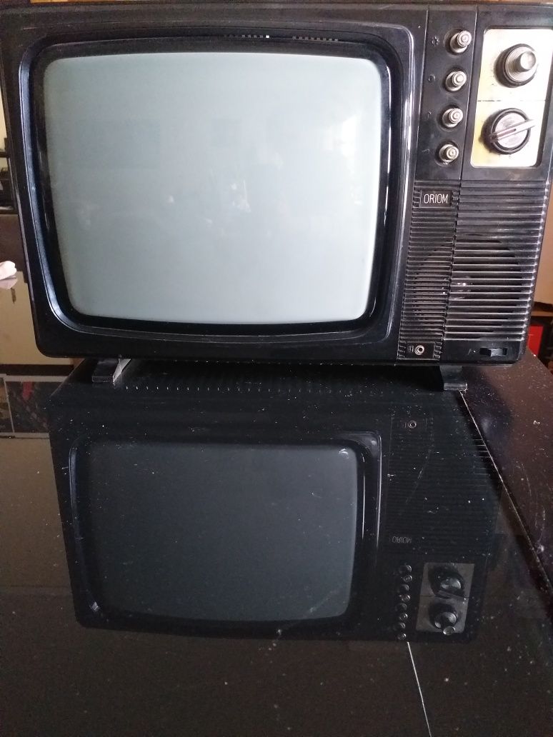 Televisão a preto e branco, ORIOM