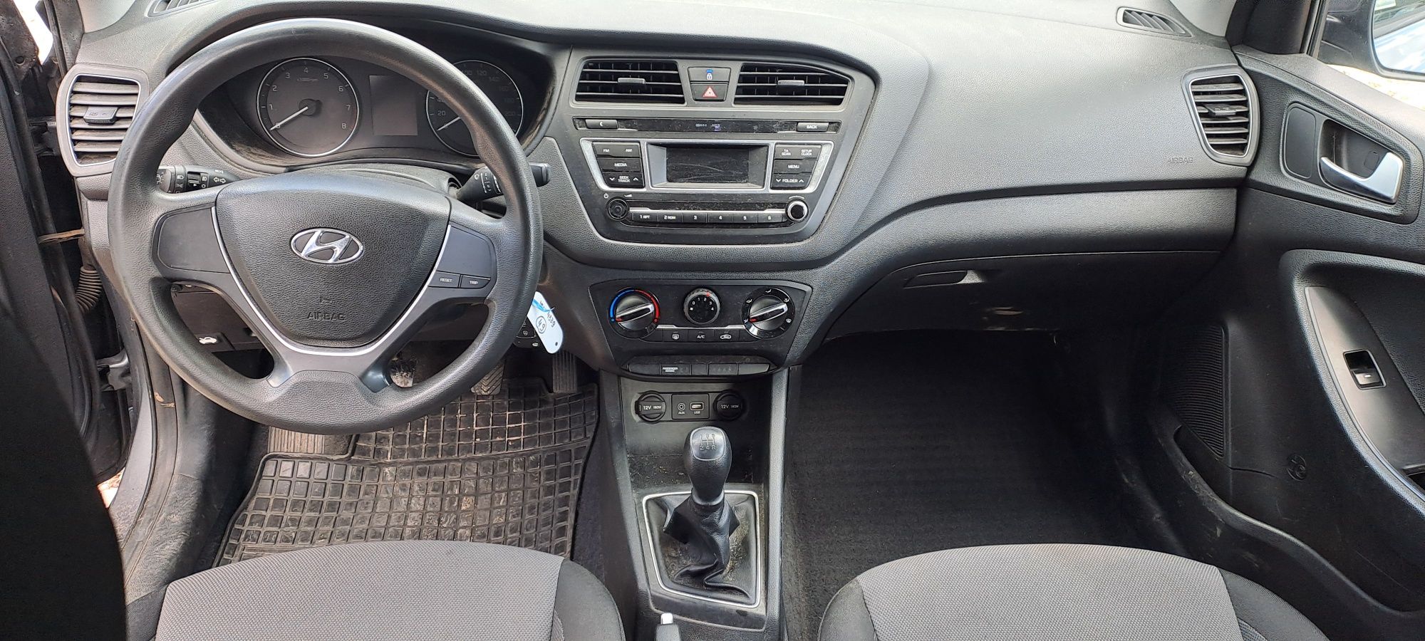 Hyundai i20 2015r Klima Salon Polska Udokumentowany Przebieg 160tyś