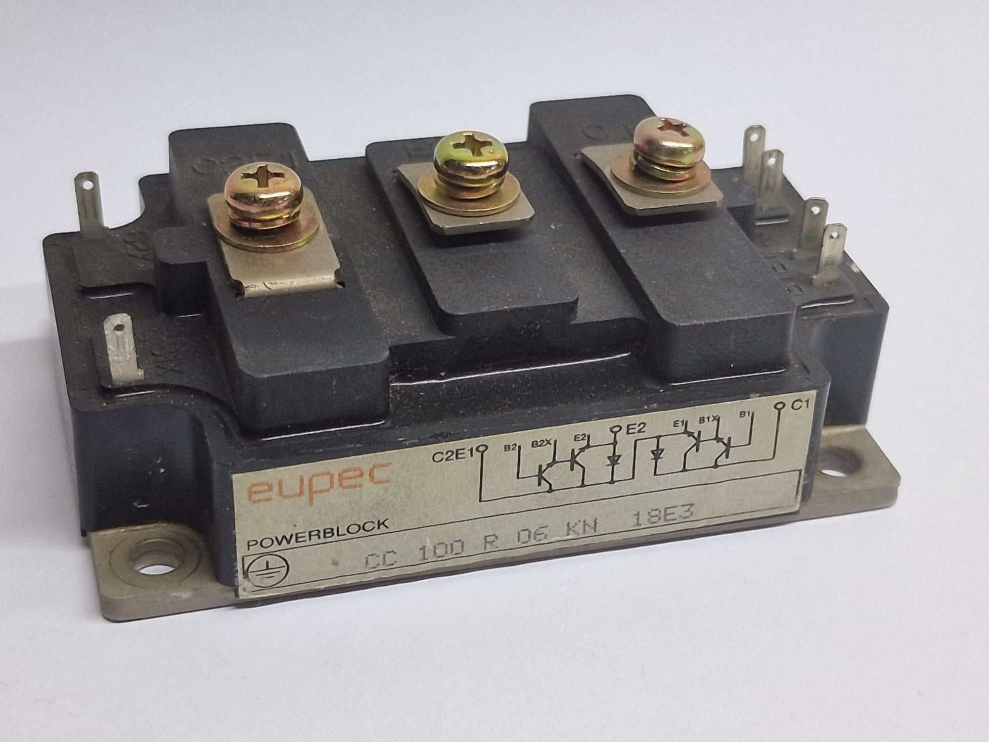 #215  Eupec Powerblock CC 100 R 06 KN 18E3