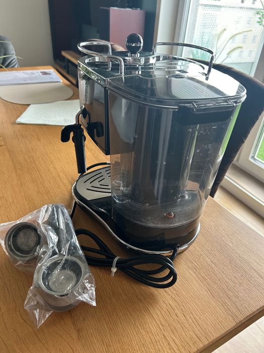 Delonghi ekspres do kawy