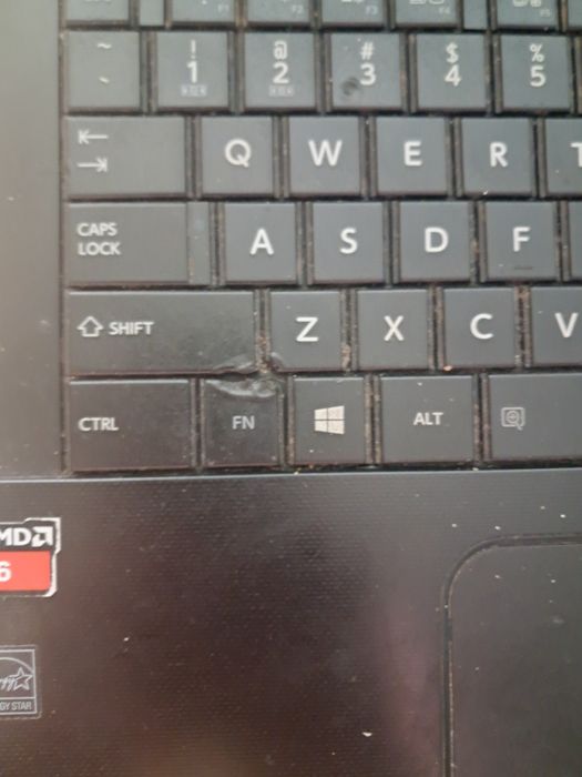 Laptop Toshiba Satelite C75D