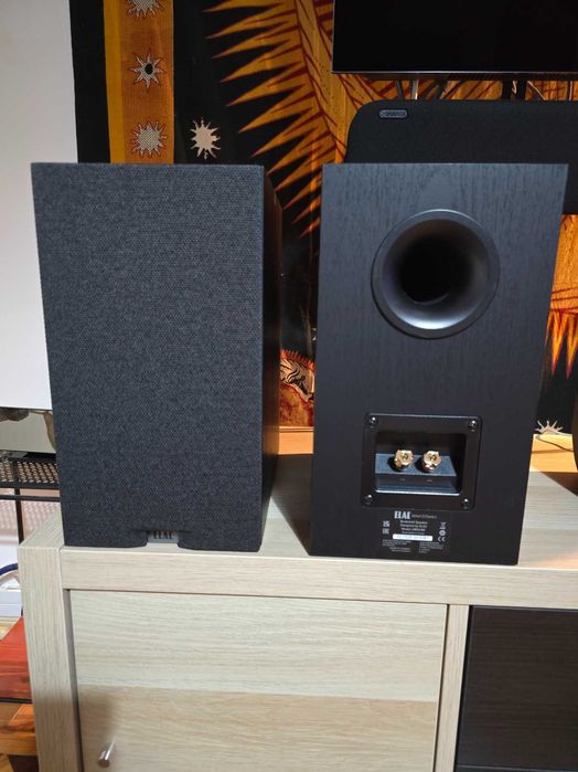 Colunas ELAC DEBUT 3.0 DB53
