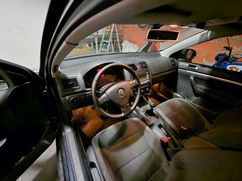 Volkswagen JETTA 1.9 TDI BLUEM. CONF.