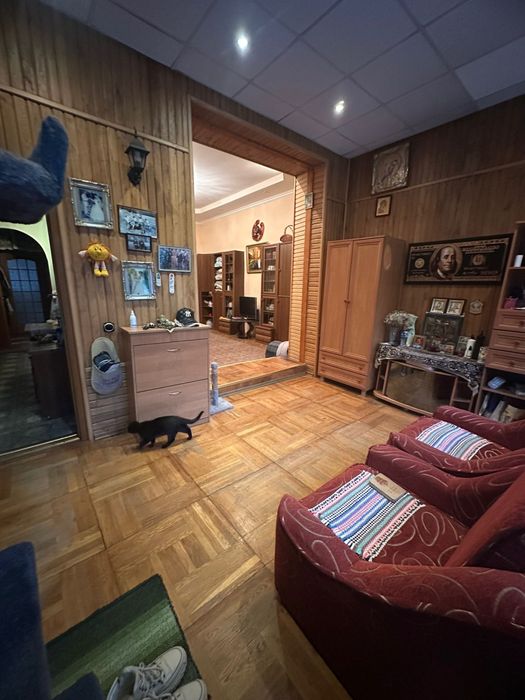 (SALE) -Продаж 6-ти кімн. квартири та ділянки  поряд з вул.Туристів