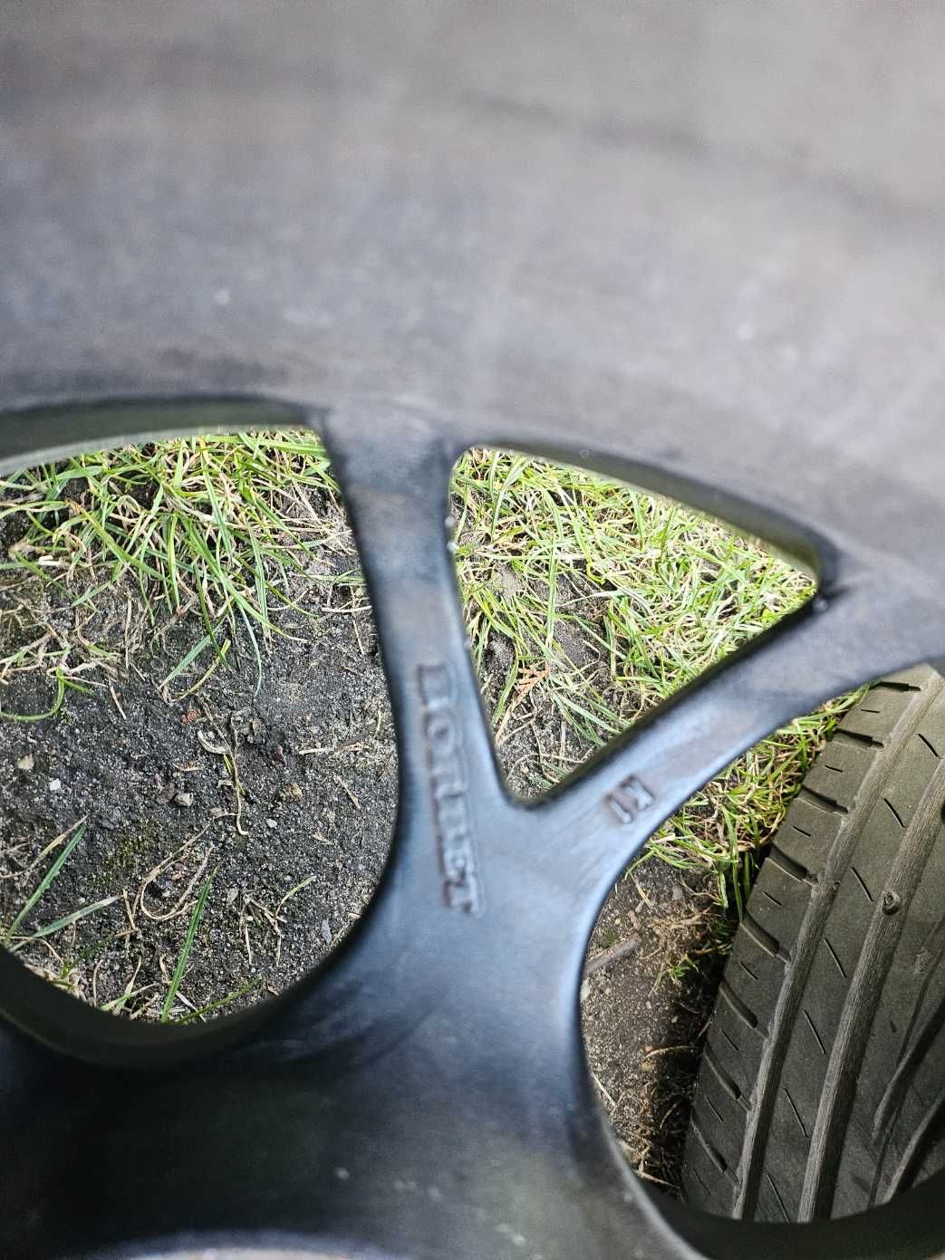 Felgi Borbrt BS rant 16" 4x100 et35 oc64