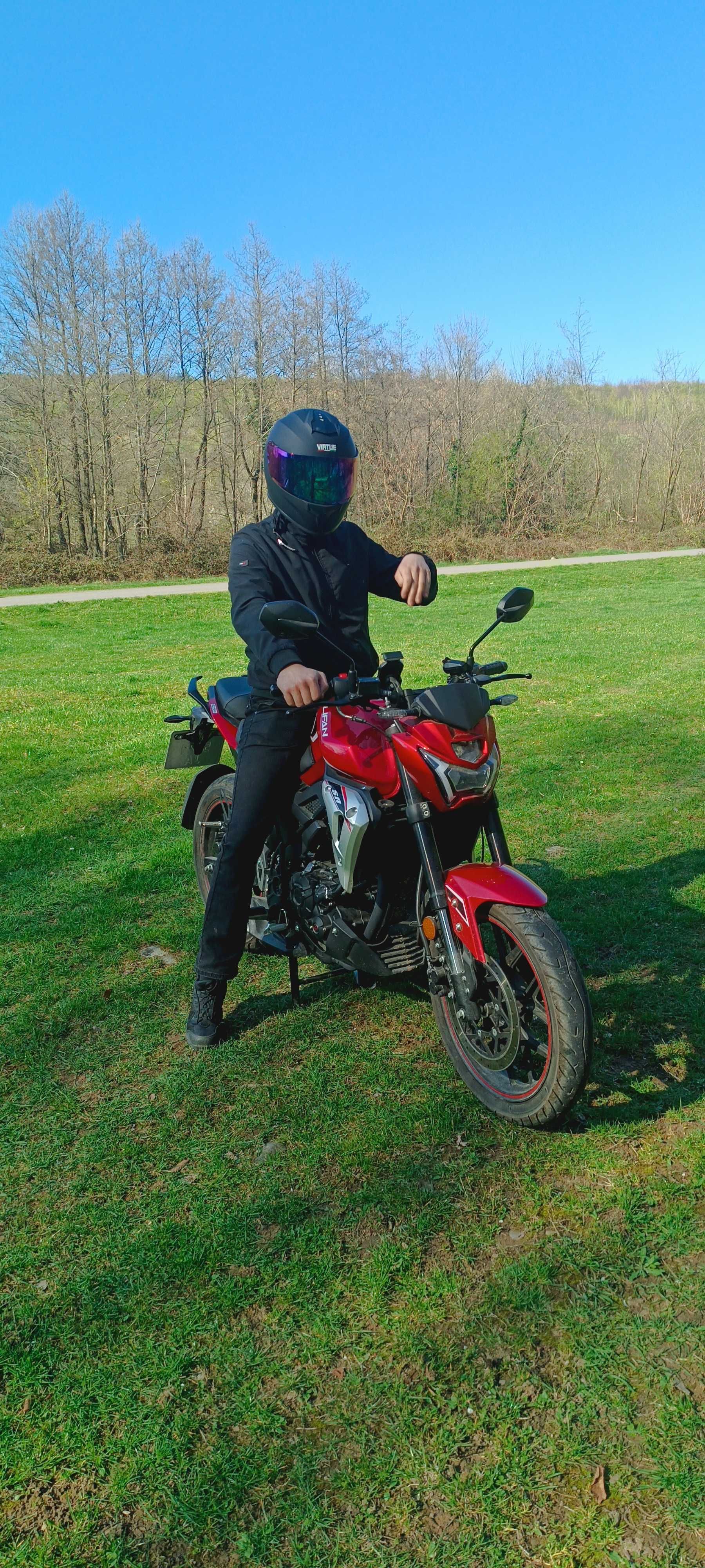 Продам срочно Lifan SR220