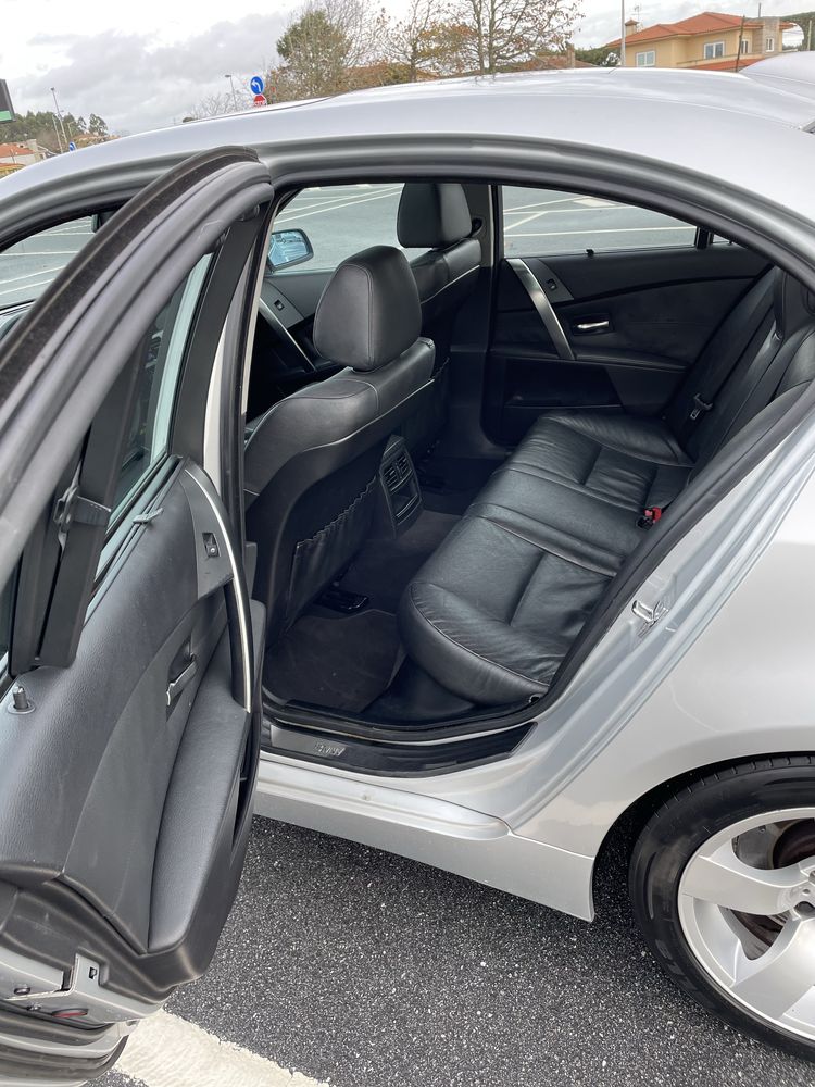 Carro BMW ano 2003