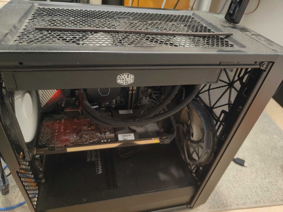 desktop 3950x - 32 gb ram - gt710 - x570 - 2 slots nvme