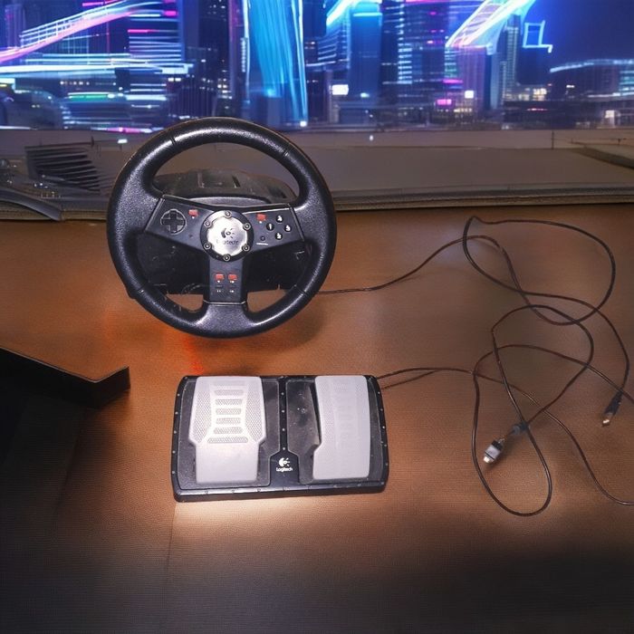 Кермо джойстик геймпад Б/У Logitech Formula Vibration Feedback Wheel