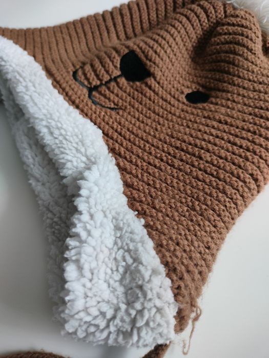 Czapka zimowa chłopięca wiązana rozmiar 86/98 cm