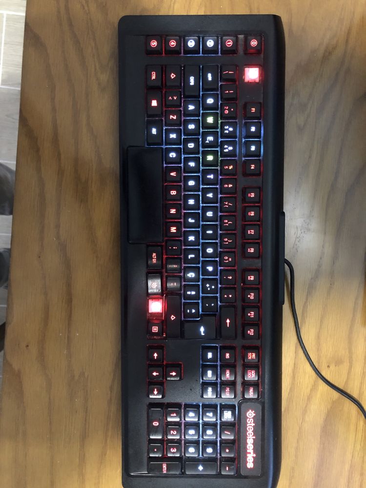 Teclado Steelseries Apex M800