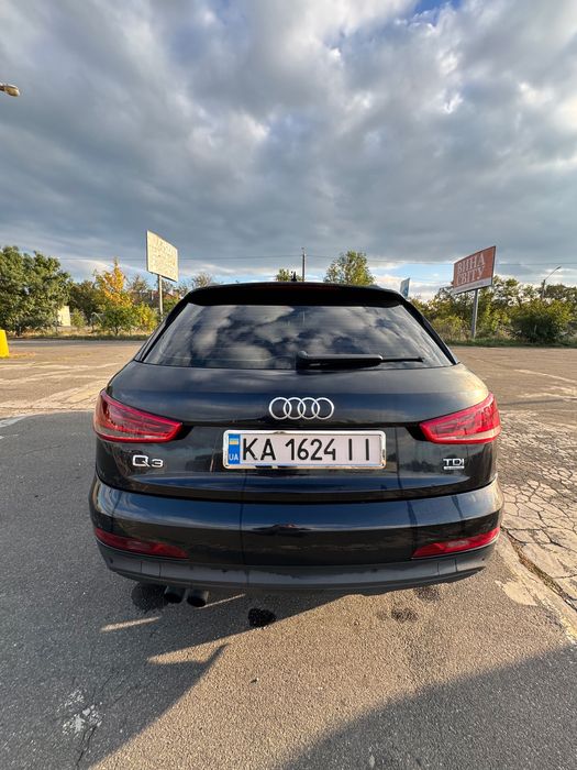 Продам audi q3 2014 року.