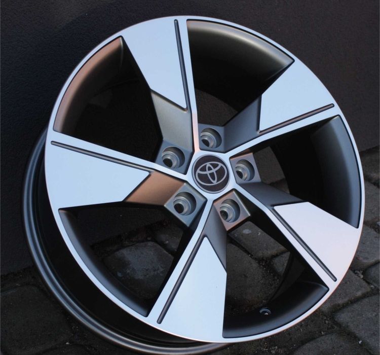 Nowe felgi koła zimowe opony czujniki 215/60/17 dot2025 Toyota CH-r ch