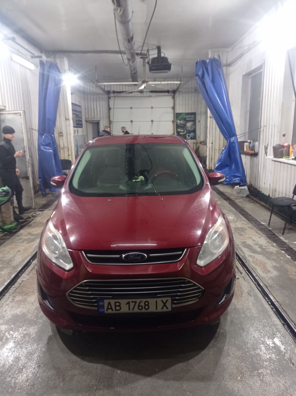 ford c Max плагін гібрид