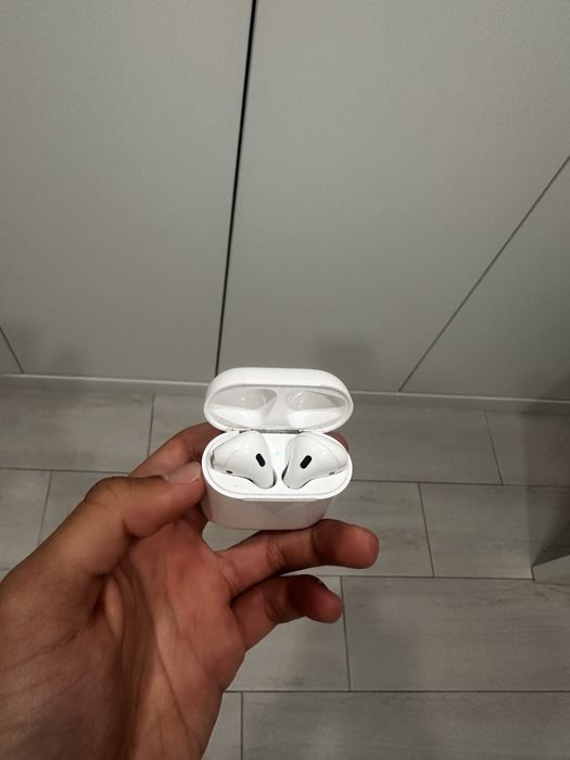 Air   Pods 2019