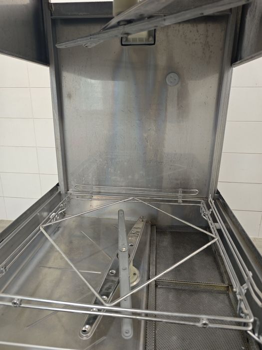 Посудомийна машина купольна професійна Ggmgastro Німеччина