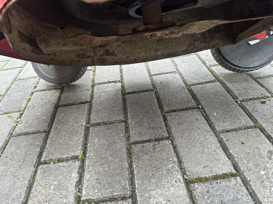 Продам газонокосарку марки Budget самохідна