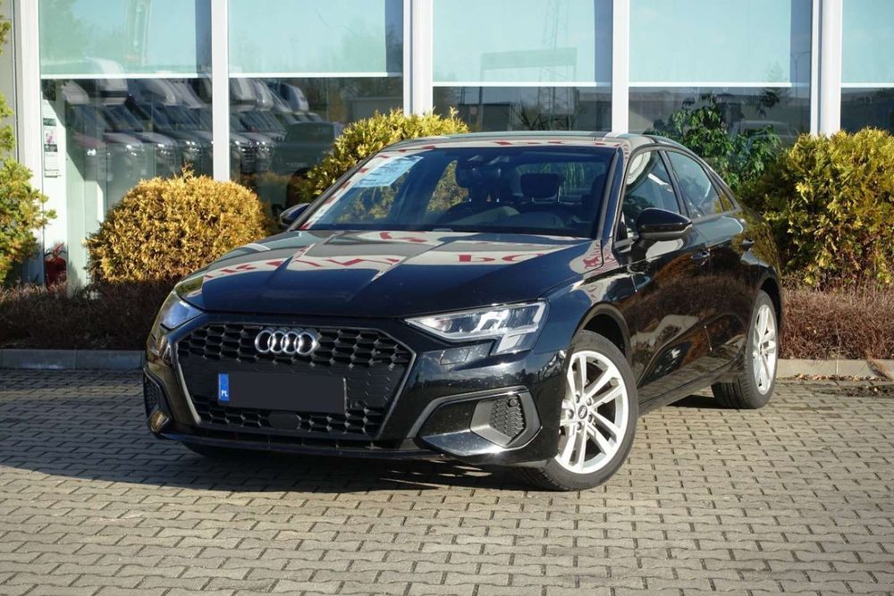 Audi A3 Limousine Asystent parkowania, kamera, Android/CarPlay, Lane Assist, FV23