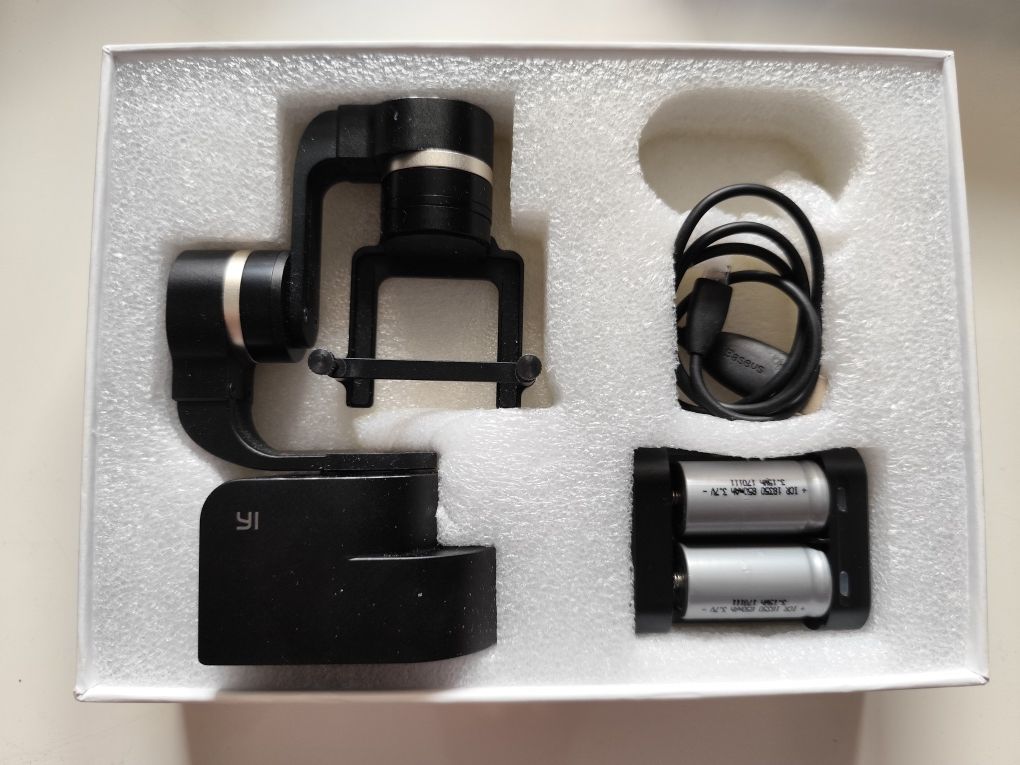 Zestaw 2x Kamera sportowa YI 4K, Gimbal Xiaomi YI+ Dodatki, Nie GoPro