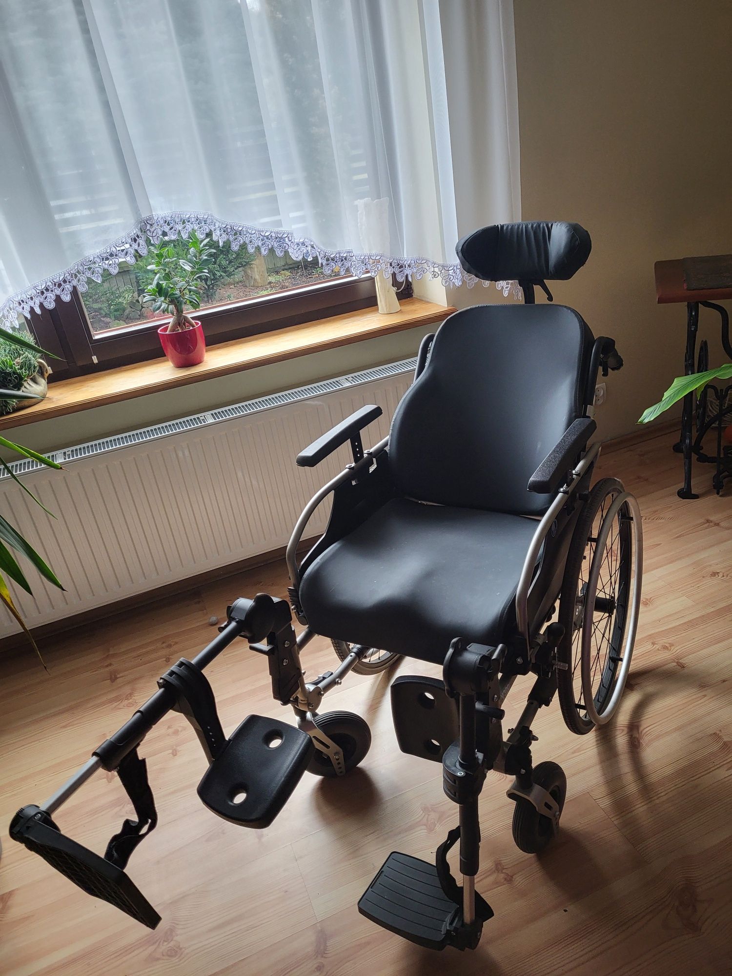 Wózek inwalidzki specjalistycznych w super cenie