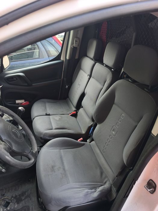 Citroën Berlingo 1.6 Turbo • 3 Lugares • 2014