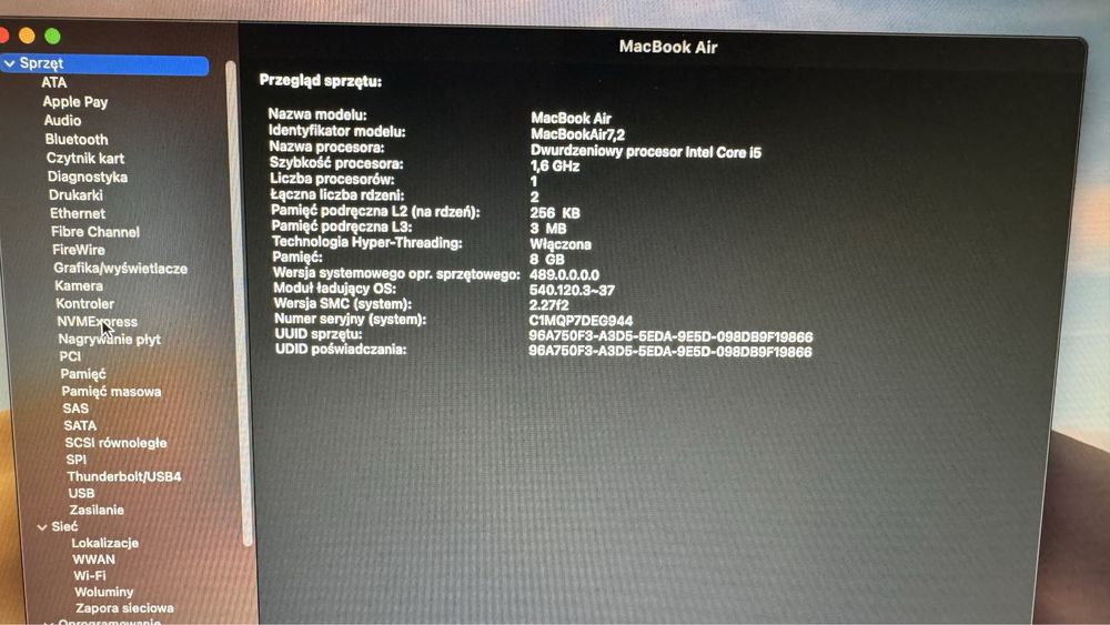 MacBook Air 13,3’’, Intel i5 1.6 GHz, 8GB RAM, SSD 256