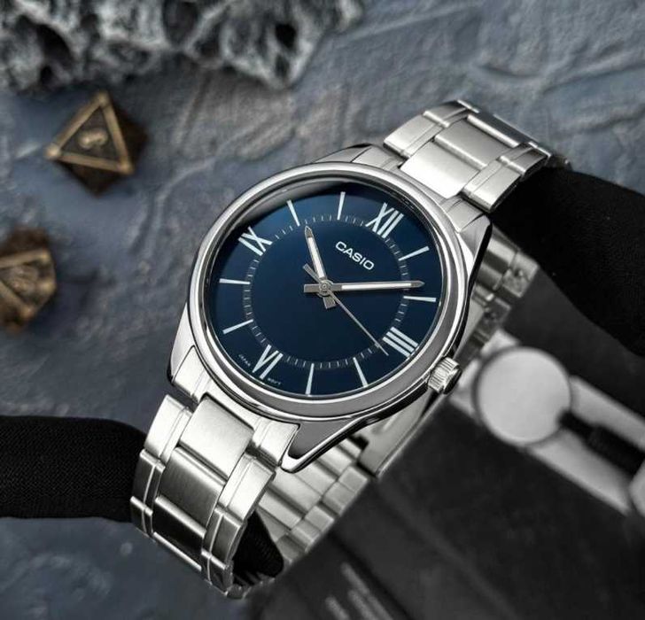 Чоловічий годинник Casio MTP-V005D-2B5 Оригінал Гарантія Мужские часы