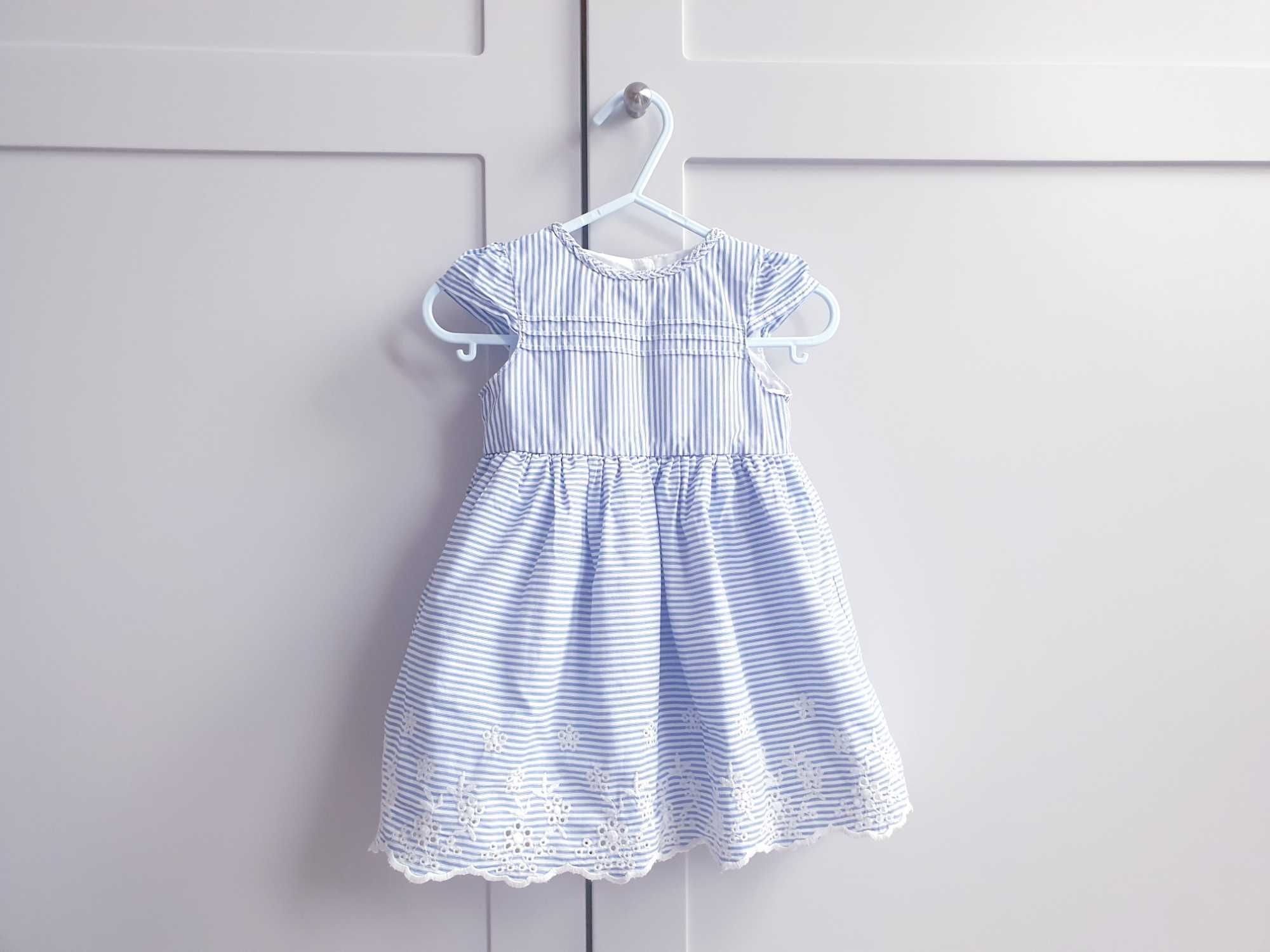 Biała niebieska haftowana sukienka Early Days 68 74