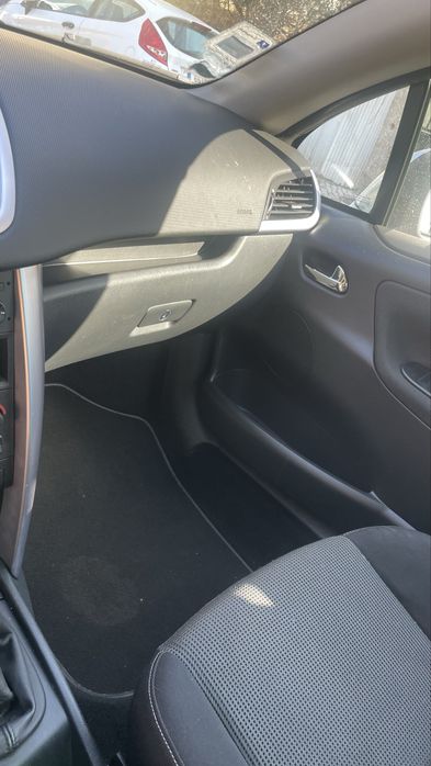 Peugeot 207 CC 1.6 HDI