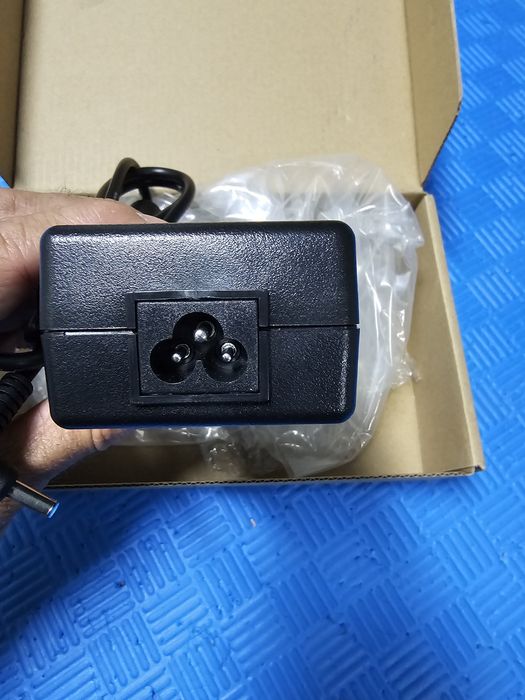 Carregador para PC HP (ponta azul)