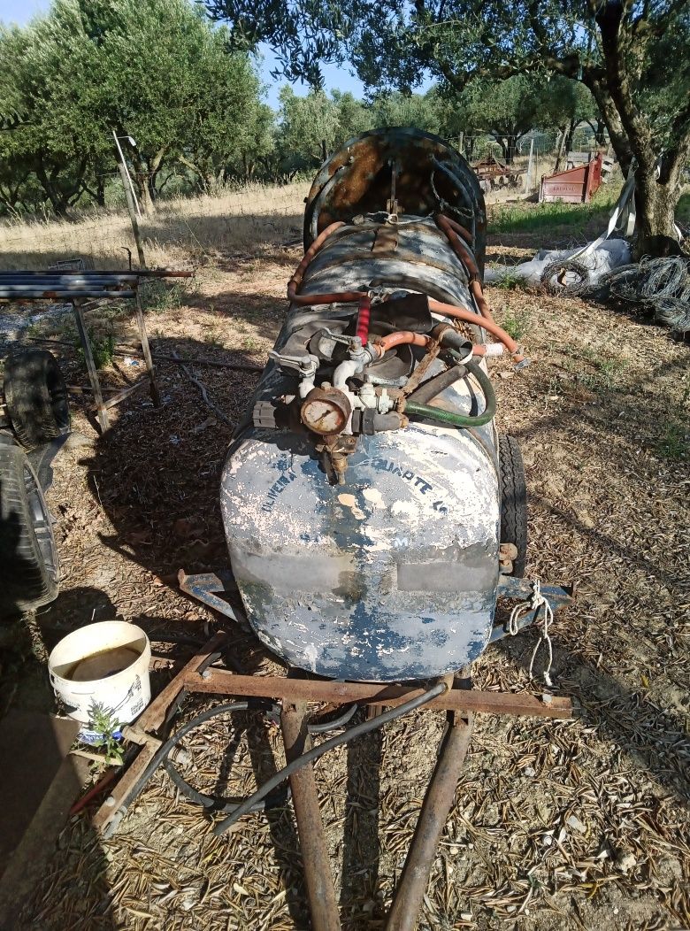 Pulverizador para trator