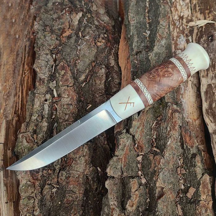 Нож финка "Пуукко", рог, N690, карельская береза