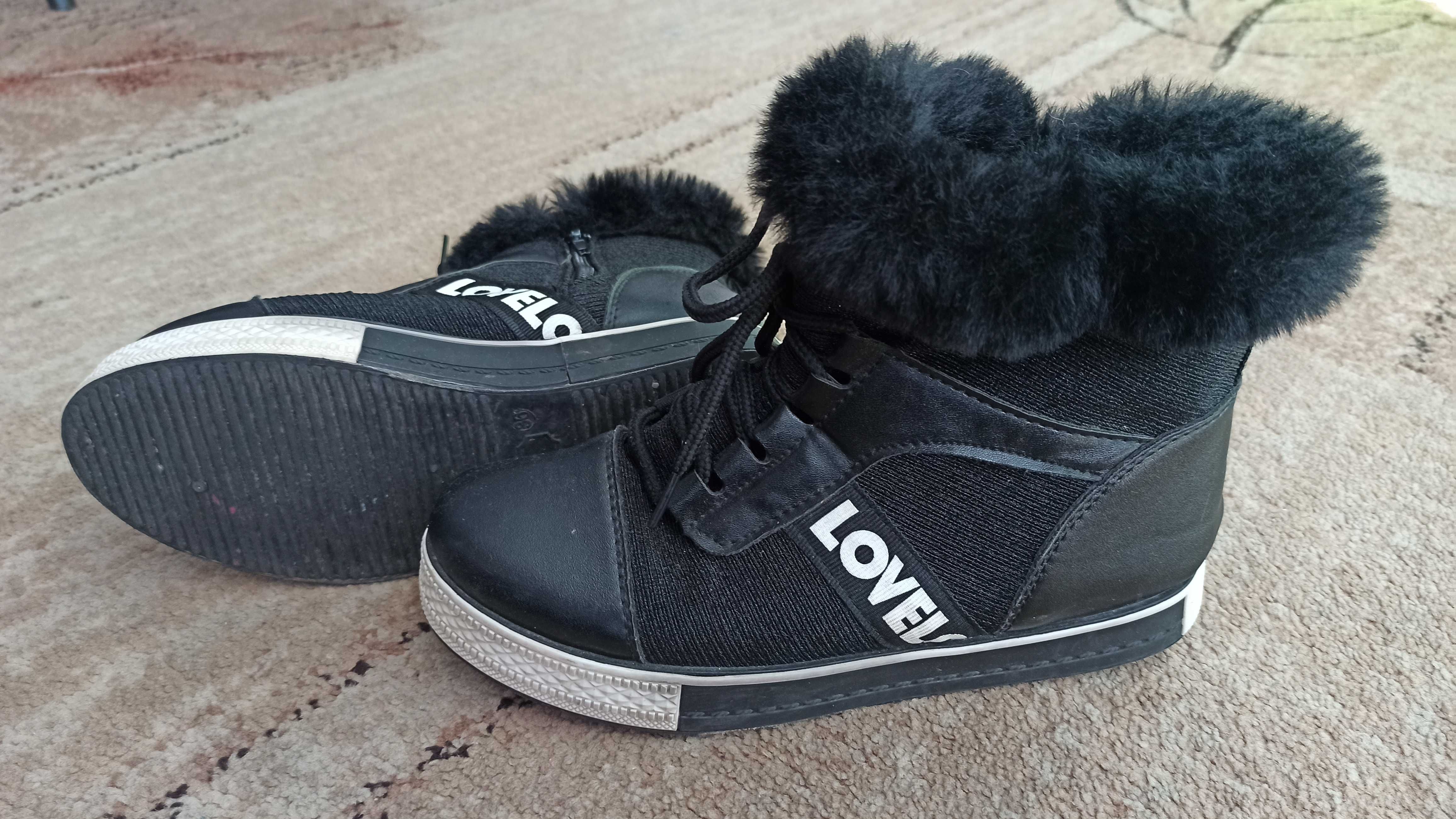 Buty z futerkiem ocieplane