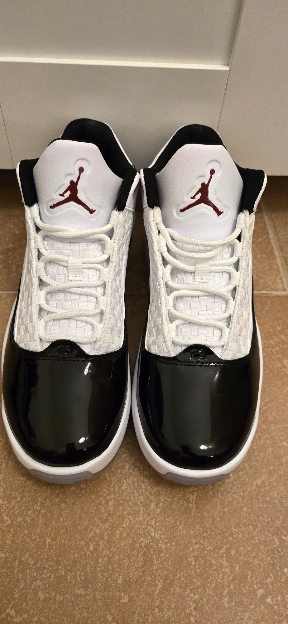 Nike Air Jordan Max Aura 2