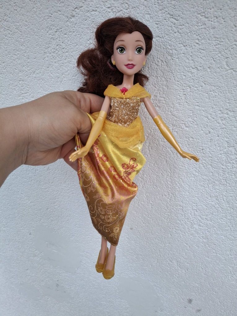 Lalka Bella jak Barbie