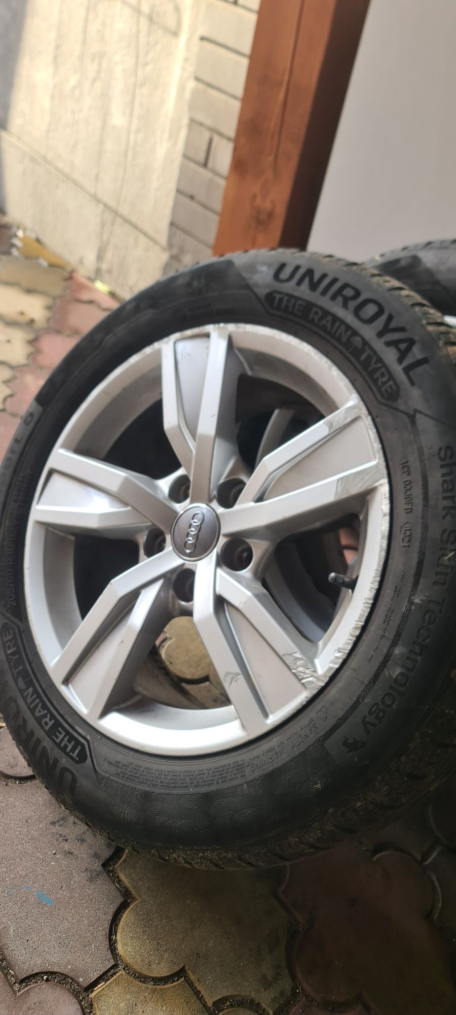 Kola z audi a3 a4 5x112 et 35 lato letnie