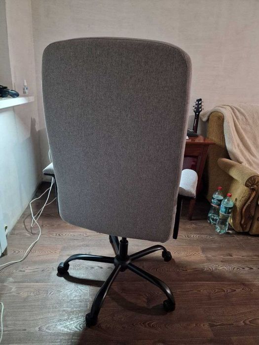 Продам нове офісне крісло SKODSBORG