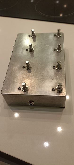 Loop de pedais Buzz Electronics 8Ch-La até 8 pedais