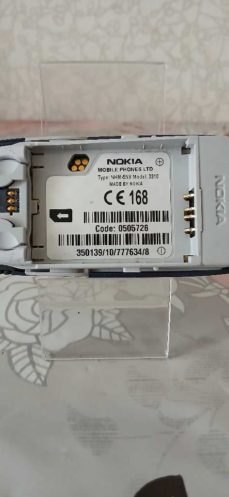 Nokia 3310      .