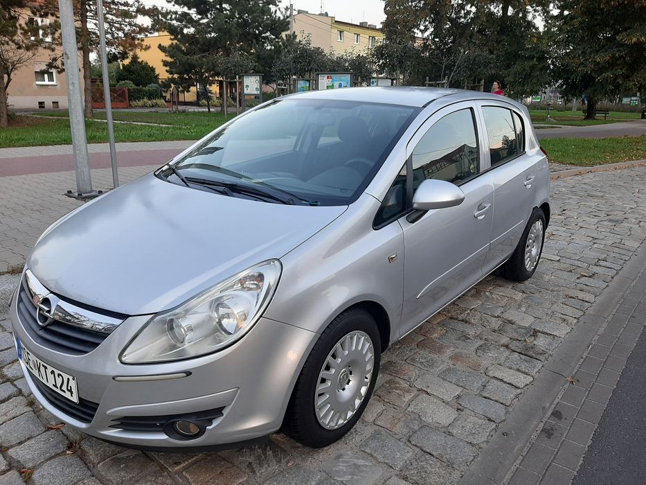 Opel corsa 1.2 benzyna rok 2007