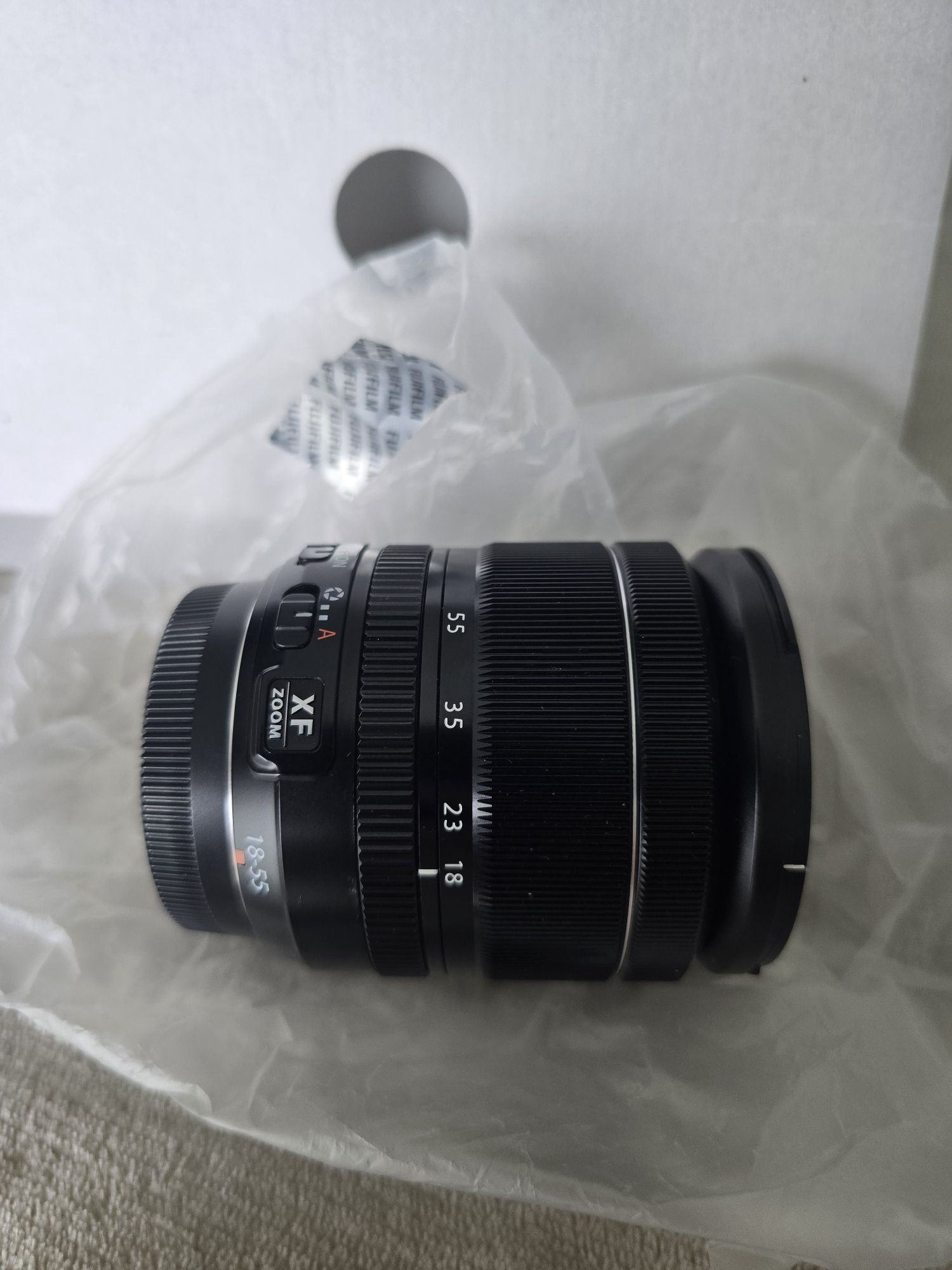Fujifilm XF 18-55mm f/2.8-4 R LM OIS
