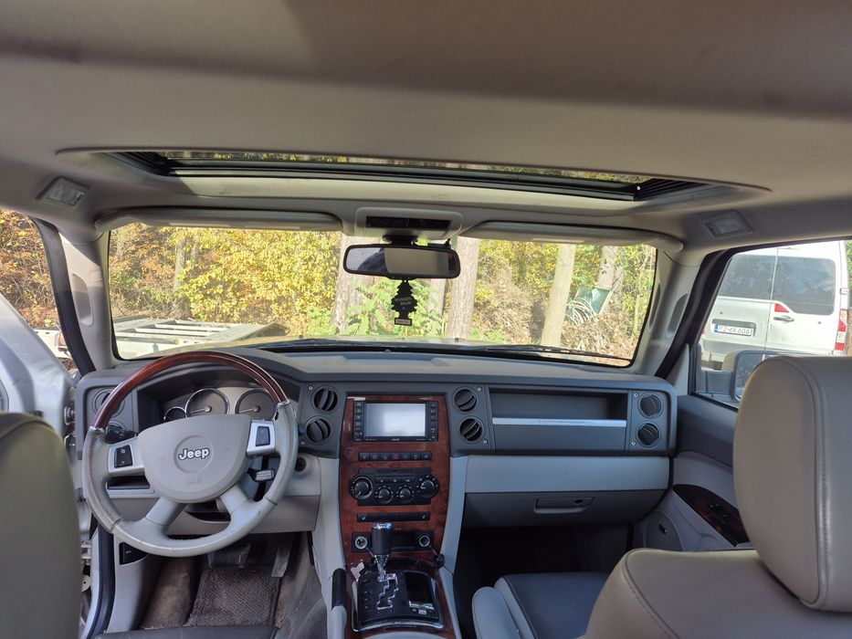 Jeep Commander 5.7 hemi QD2 Overland Gaz