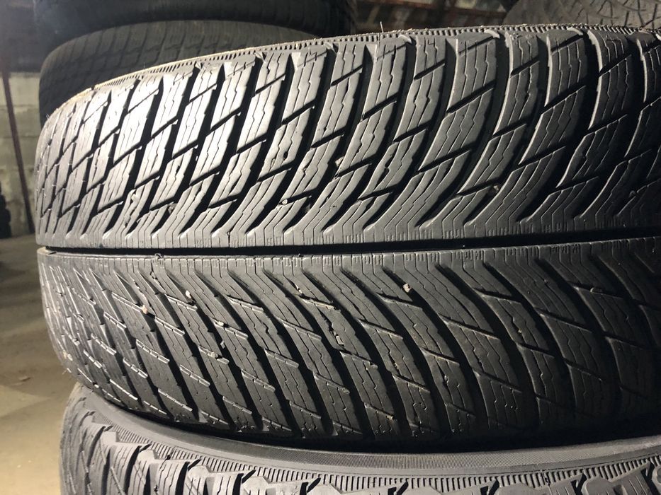 Шини б/ у зима 235/55 R17 Michelin Alpin 5